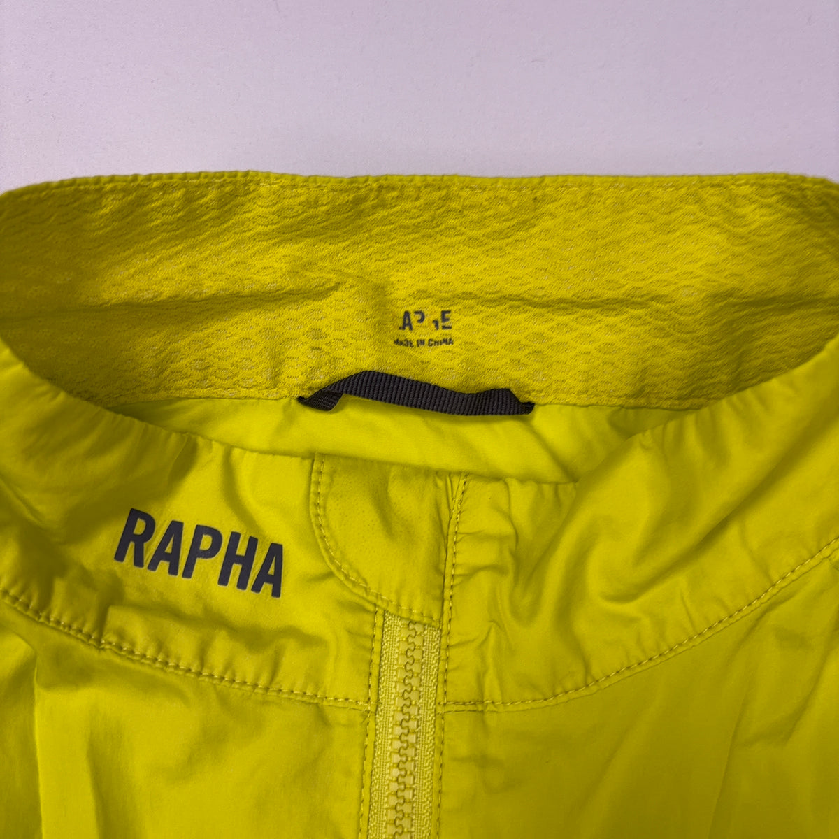 Rapha Men's Wind Gilet - L - Yellow - Very Good Used Condition