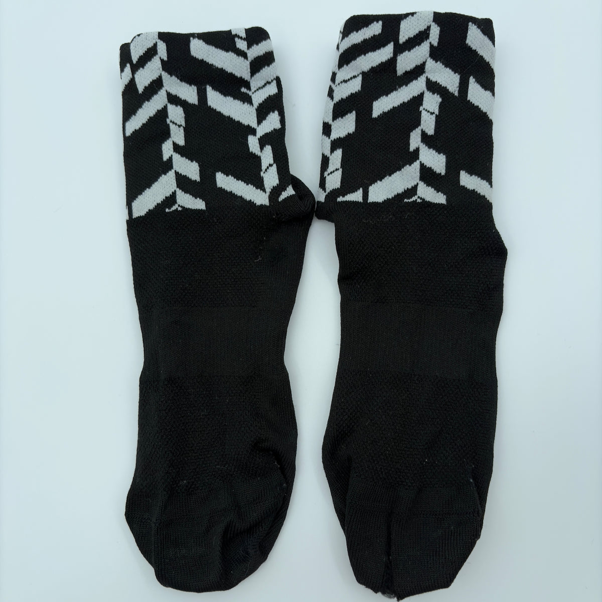 Rapha Pro Team Short Socks - M (EU 40-42, UK 7-8) - Data Print Black / White - Very Good Used Condition