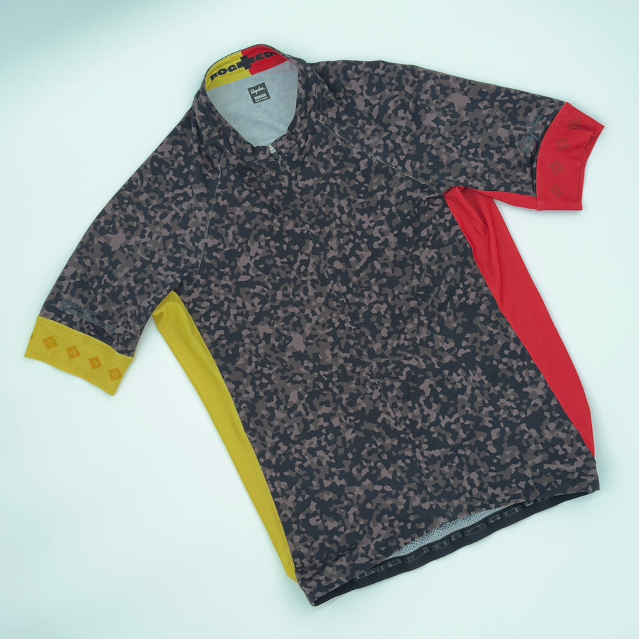 Rapha Pro Team Rivals Jersey - Medium - Pavage Specialiste Camo / Yellow / Red - Excellent Used Condition