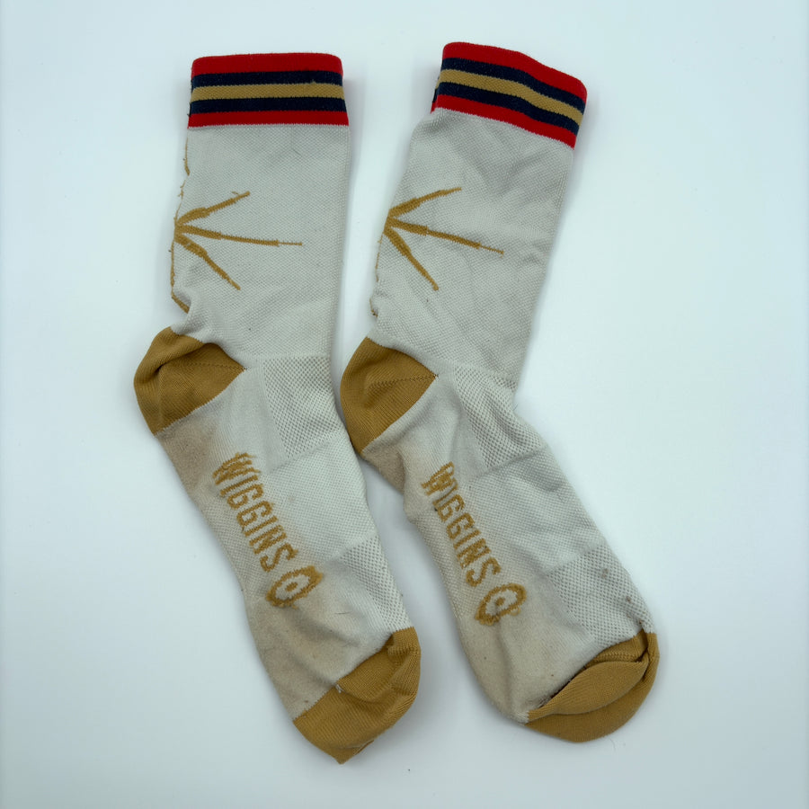 Rapha Socks Team Wiggins Edition - M (UK 7-9) - White / Gold - Good Used Condition (alternate view)