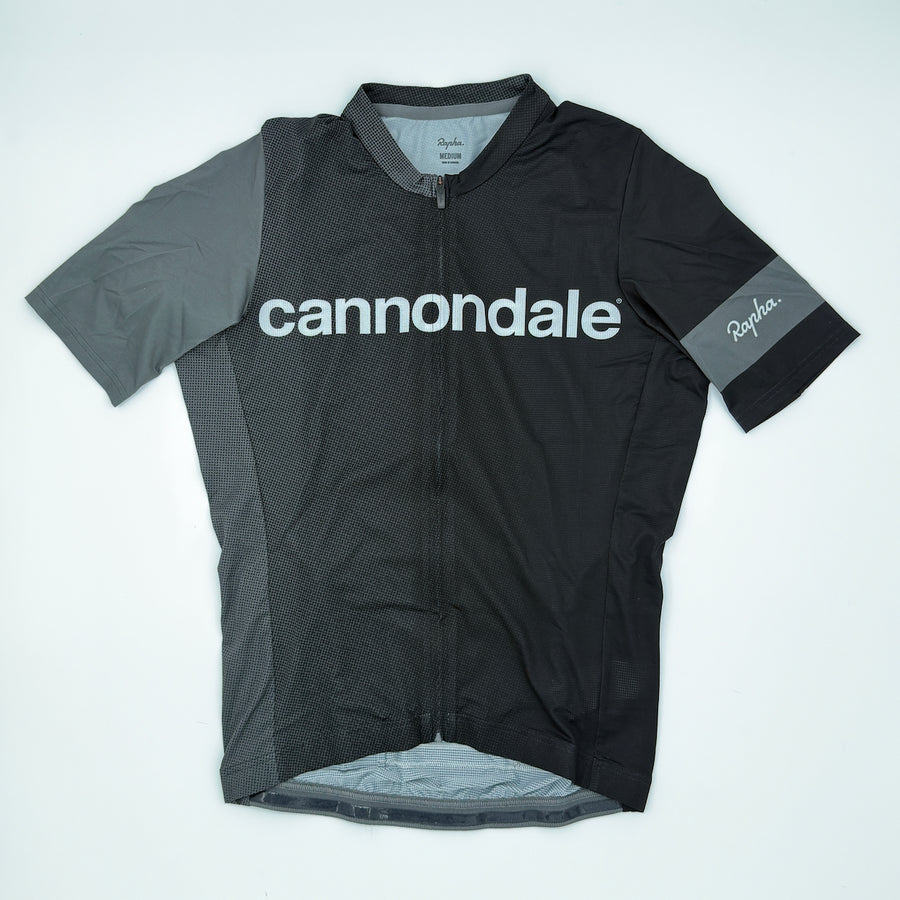 Rapha x Cannondale Pro Team Lightweight Jersey angled front showing grey cannondale wordmark and contrast shoulder panel (alternate view)