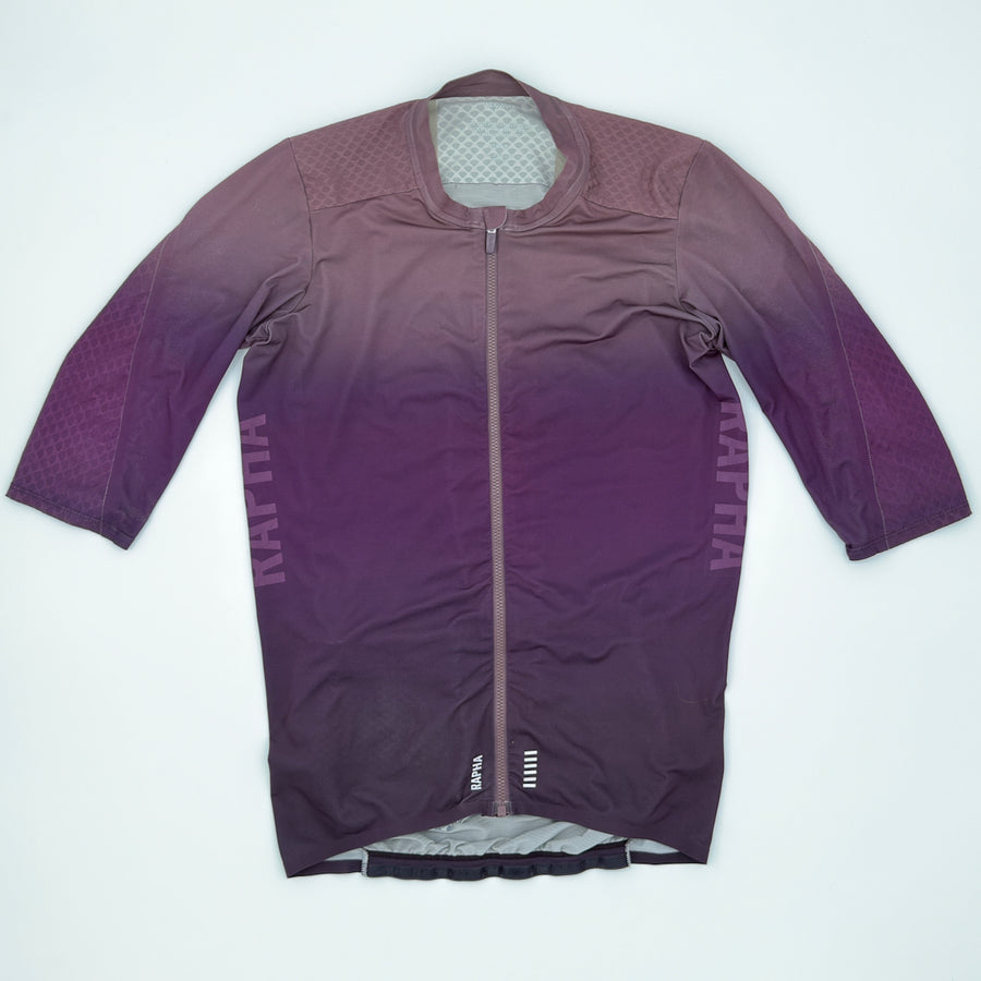 Rapha Pro Team Aero Jersey Fade angled front showing textured aero sleeve fabric (alternate view)