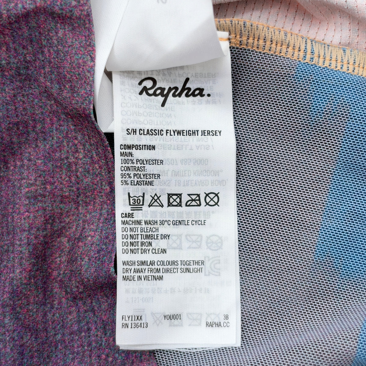 Care label showing Classic Flyweight Jersey composition and wash instructions
